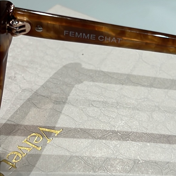 Velvet Canyon Femme Chat Glasses - Picture 3 of 7